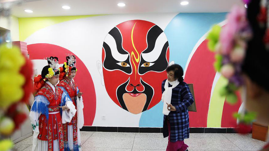 河北承德：京剧艺术教育进校园