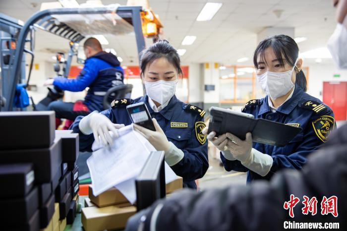 前兩月北京地區(qū)進(jìn)出口總值5761.9億元同比增長8.9%
