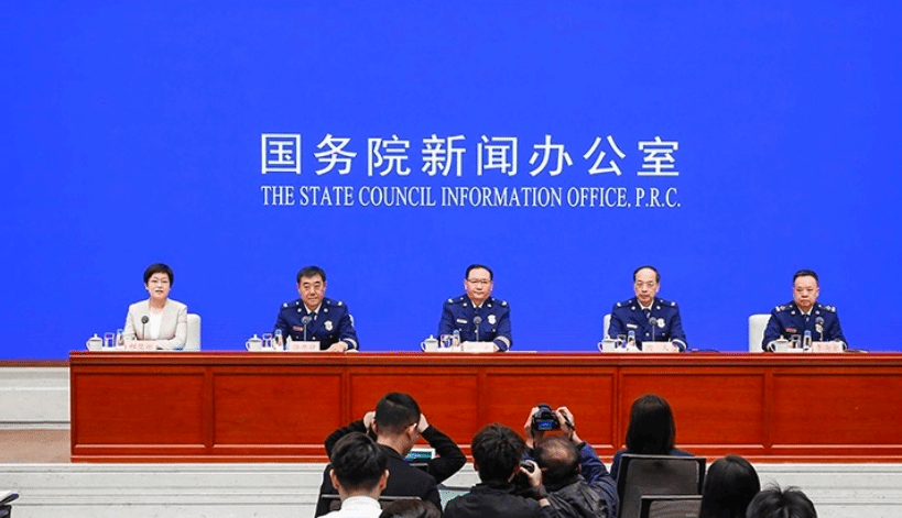 国家综合性消防救援队伍组建后招录消防员余9万名