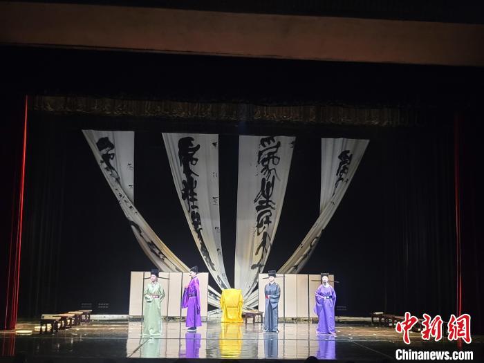 大型原創(chuàng)歷史舞臺劇《大儒張載》公演?！“⒘漳?攝