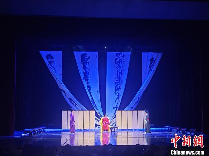 大型原創(chuàng)歷史舞臺劇《大儒張載》公演?！“⒘漳?攝