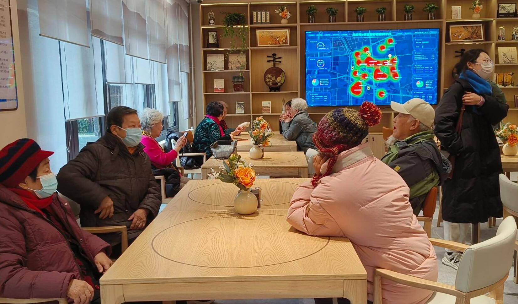 北京明年将建100家区域养老服务中心