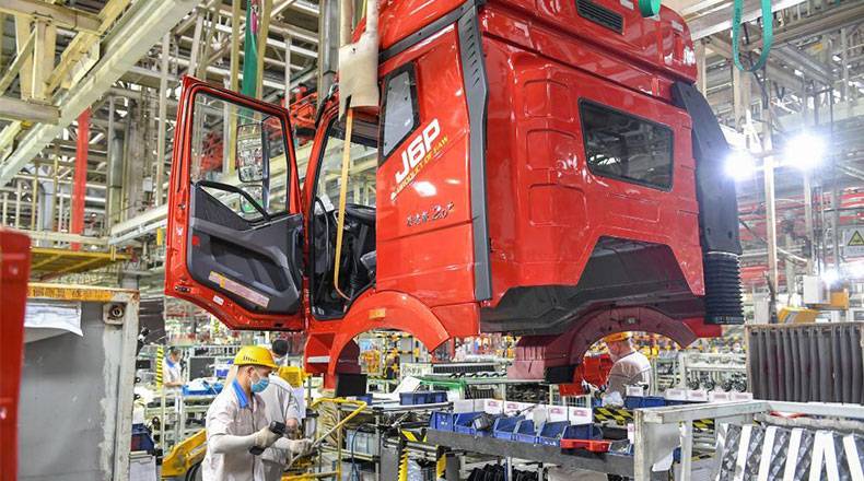 上半年国内生产总值同比增长12.7%