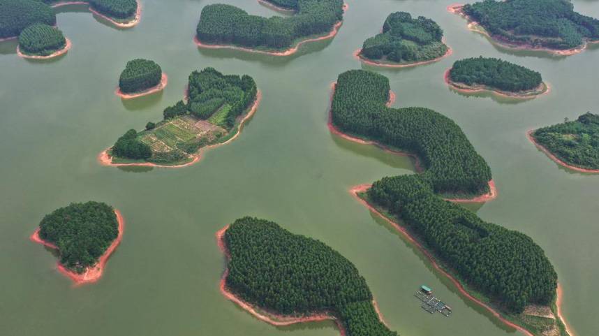 广西：屯六水库风光美