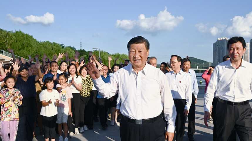 习近平在辽宁考察 
