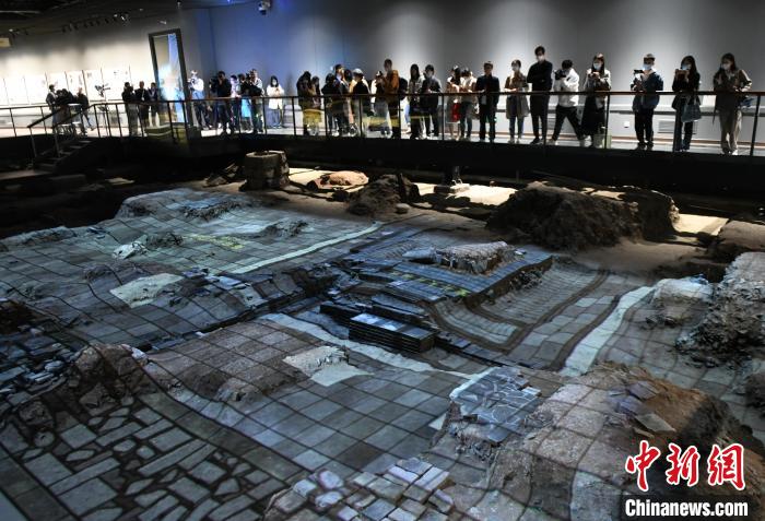 媒體記者參觀南宋德壽宮遺址博物館 王剛 攝 媒體記者參觀南宋德壽宮遺址博物館 王剛 攝