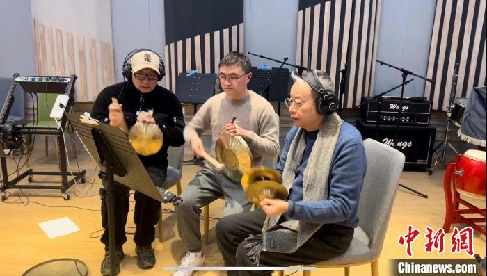 樂隊成員正在排練 王一堡 攝 樂隊成員正在排練 王一堡 攝