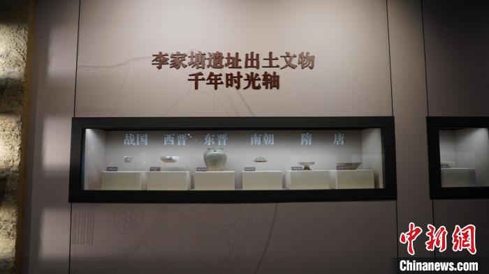 展出的李家塘遺址出土文物時(shí)間軸 杭州市園林文物局 供圖