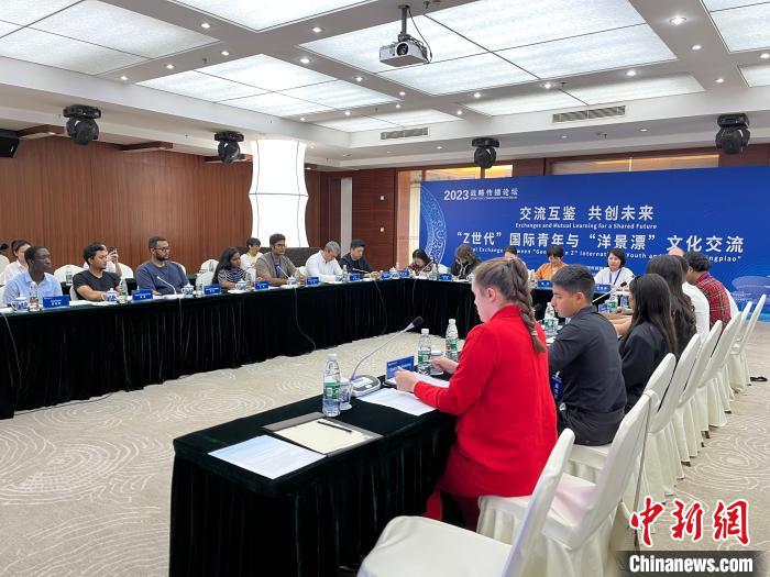 “Z世代”國(guó)際青年“話陶瓷”:做國(guó)際文化交流間的橋梁