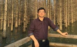 张雪峰：李洪志夺去了我父亲的生命