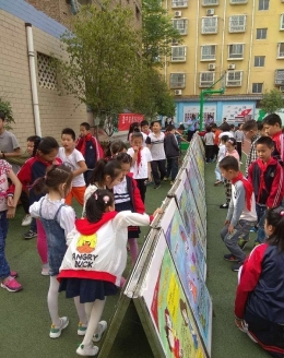 西安市莲湖区各中小学开展反邪教宣传