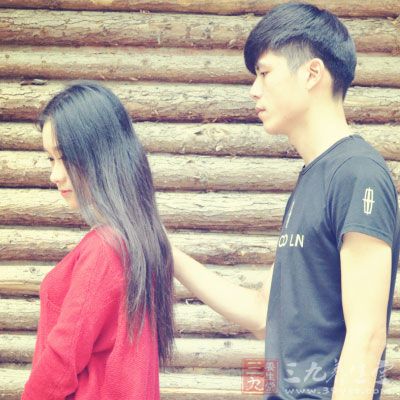 丈夫抱怨妻子不溫柔，妻子抱怨丈夫不體貼