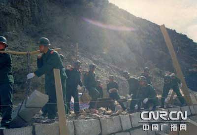 世界最高奧運(yùn)圣火傳遞專線公路開始修筑(圖)