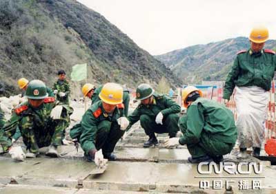 世界最高奧運(yùn)圣火傳遞專線公路開始修筑(圖)