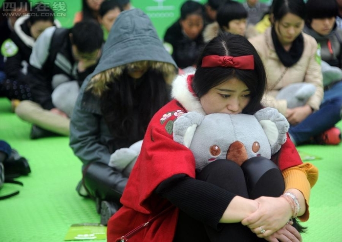 成都舉行國內首個“發(fā)呆大賽”200人同時放空