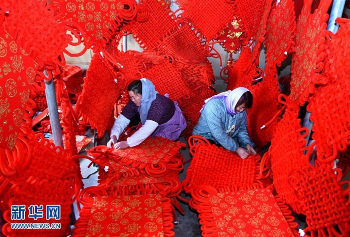 #（經(jīng)濟(jì)）（4）山東沂源：農(nóng)家婦女脫貧創(chuàng)業(yè)撐起“半邊天”