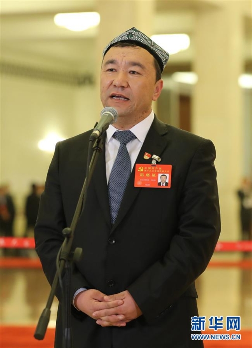 （十九大·黨代表通道）（6）采訪黨代表