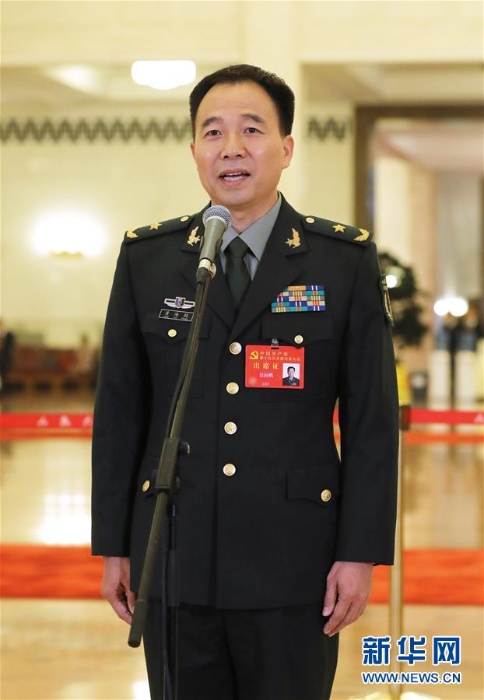 （十九大·黨代表通道）（27）采訪黨代表