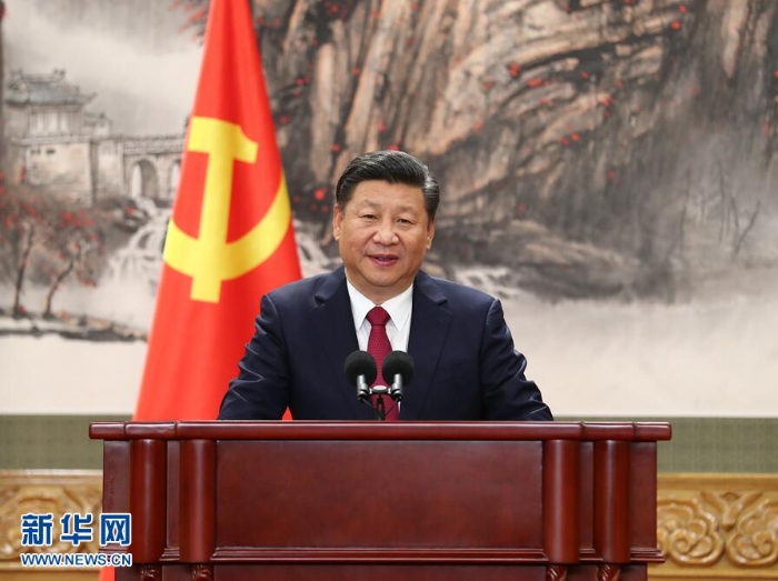 十九屆中央政治局常委同中外記者見面