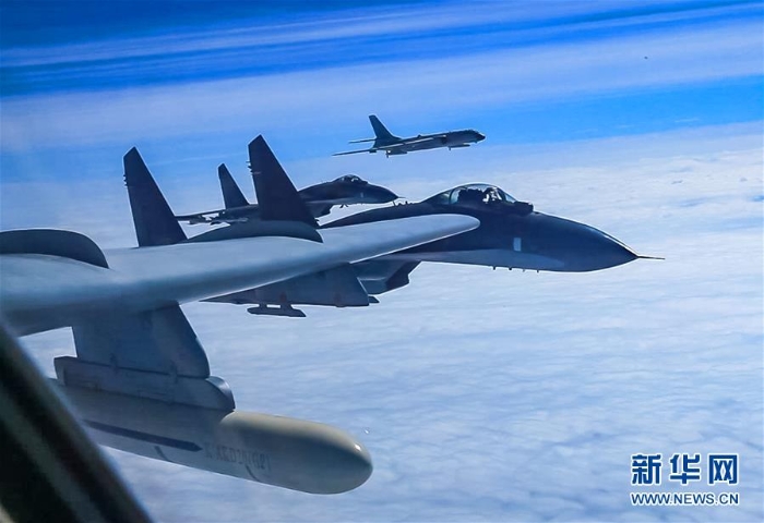 （圖文互動(dòng)）（3）中國(guó)空軍轟－6K等多型戰(zhàn)機(jī)遠(yuǎn)洋訓(xùn)練戰(zhàn)巡南海