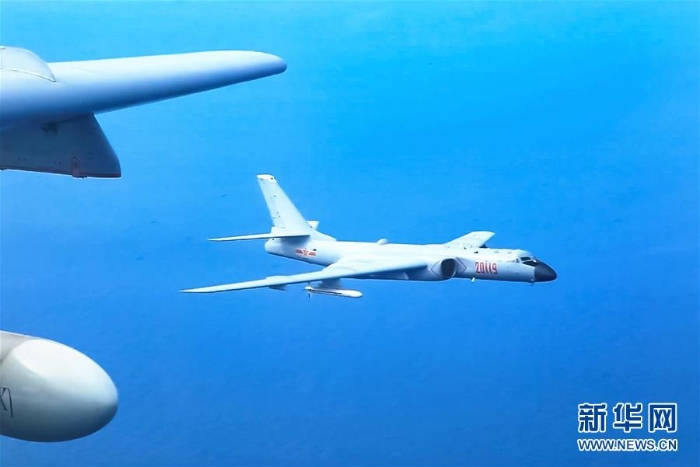 （圖文互動(dòng)）（4）中國(guó)空軍轟－6K等多型戰(zhàn)機(jī)遠(yuǎn)洋訓(xùn)練戰(zhàn)巡南海