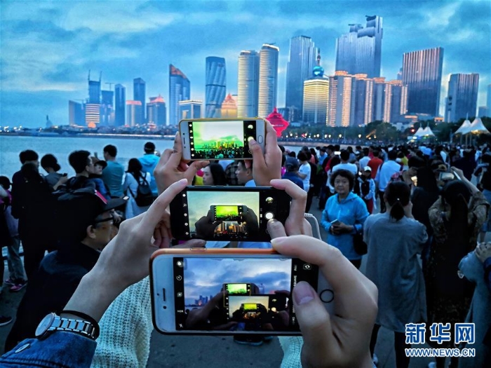 （上合青島峰會）（12）青島：流光溢彩夜色美
