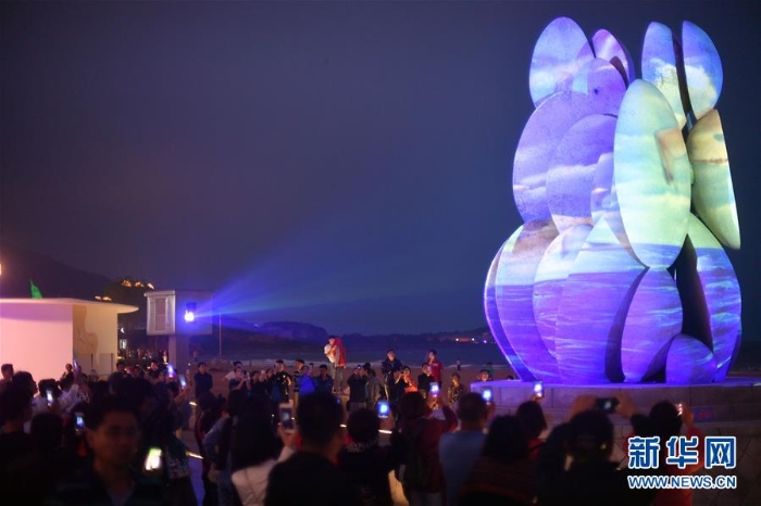 （上合青島峰會）（13）青島：流光溢彩夜色美