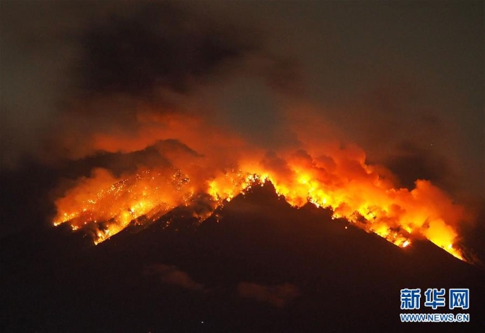 （國際·一周看天下）火山噴發(fā)