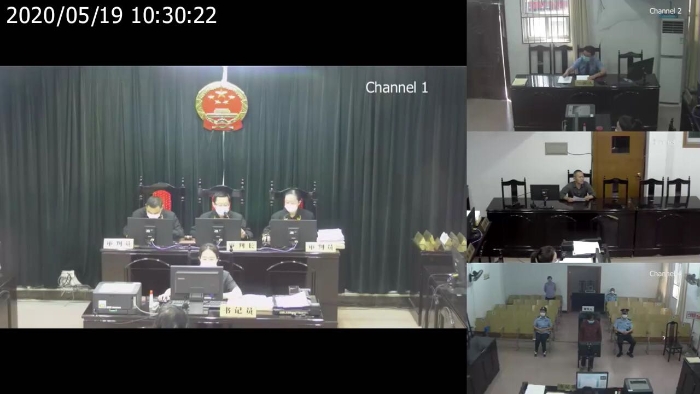 庭審照片