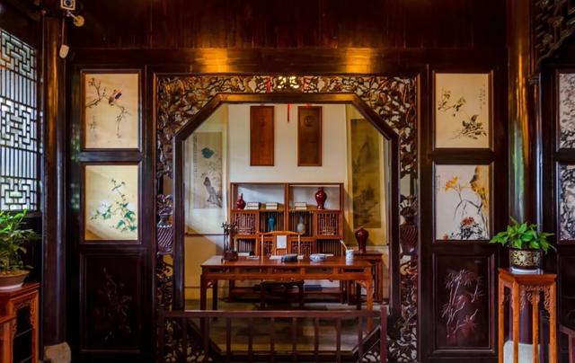讀書養(yǎng)才氣，勤奮養(yǎng)運(yùn)氣，寬厚養(yǎng)大氣，淡泊養(yǎng)志氣