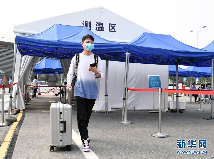 （教育）（2）北京高校陸續(xù)迎來學(xué)生返校