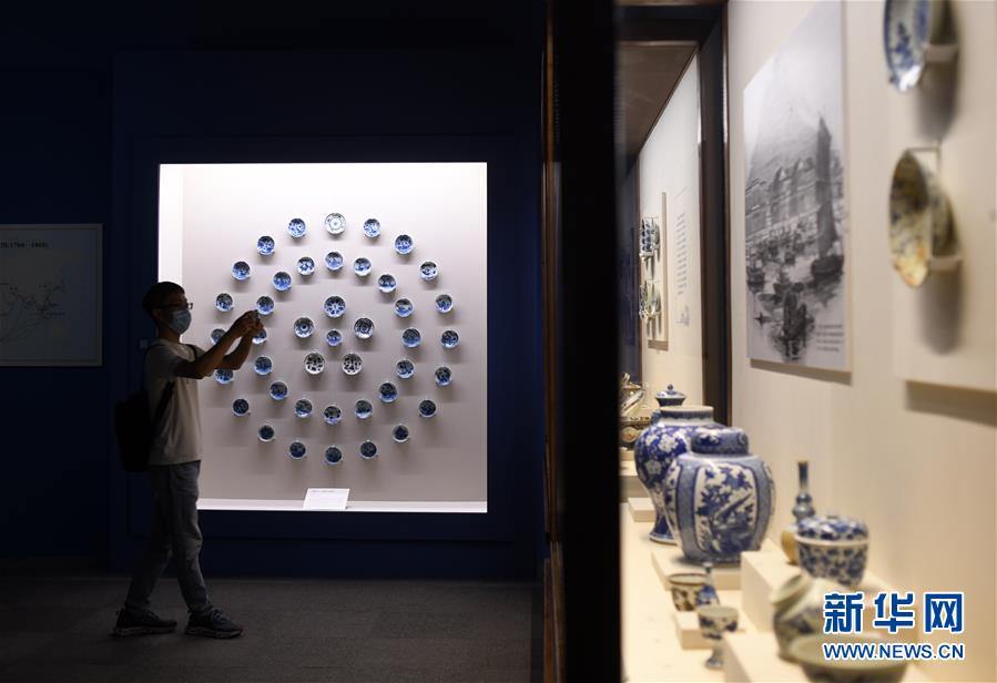 （文化）（2）“浮槎萬里——中國古代陶瓷海上貿(mào)易展”在國博開幕