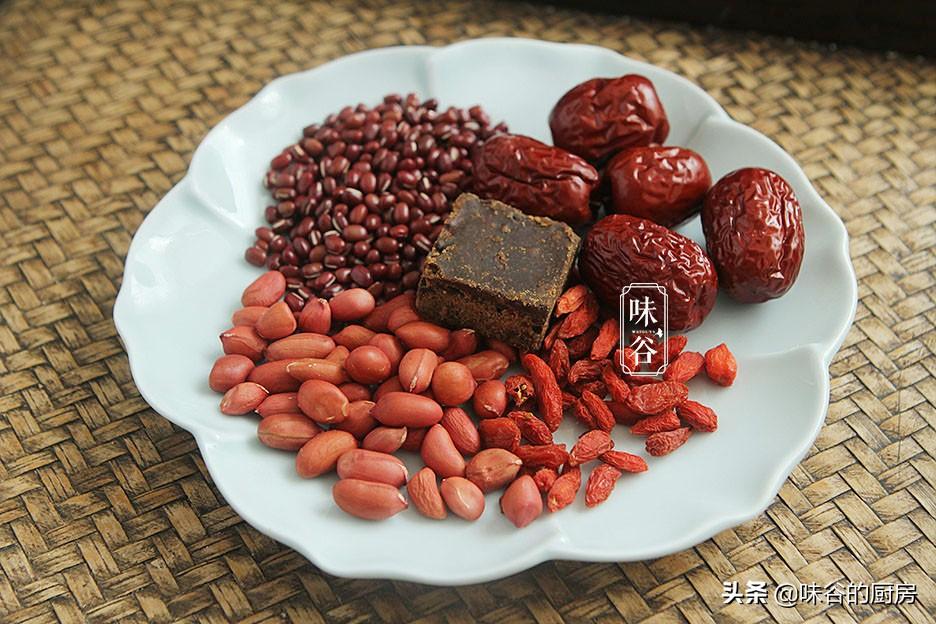 早餐，多給家人做這10款豆?jié){，香濃營養(yǎng)，好喝易吸收，全家都愛