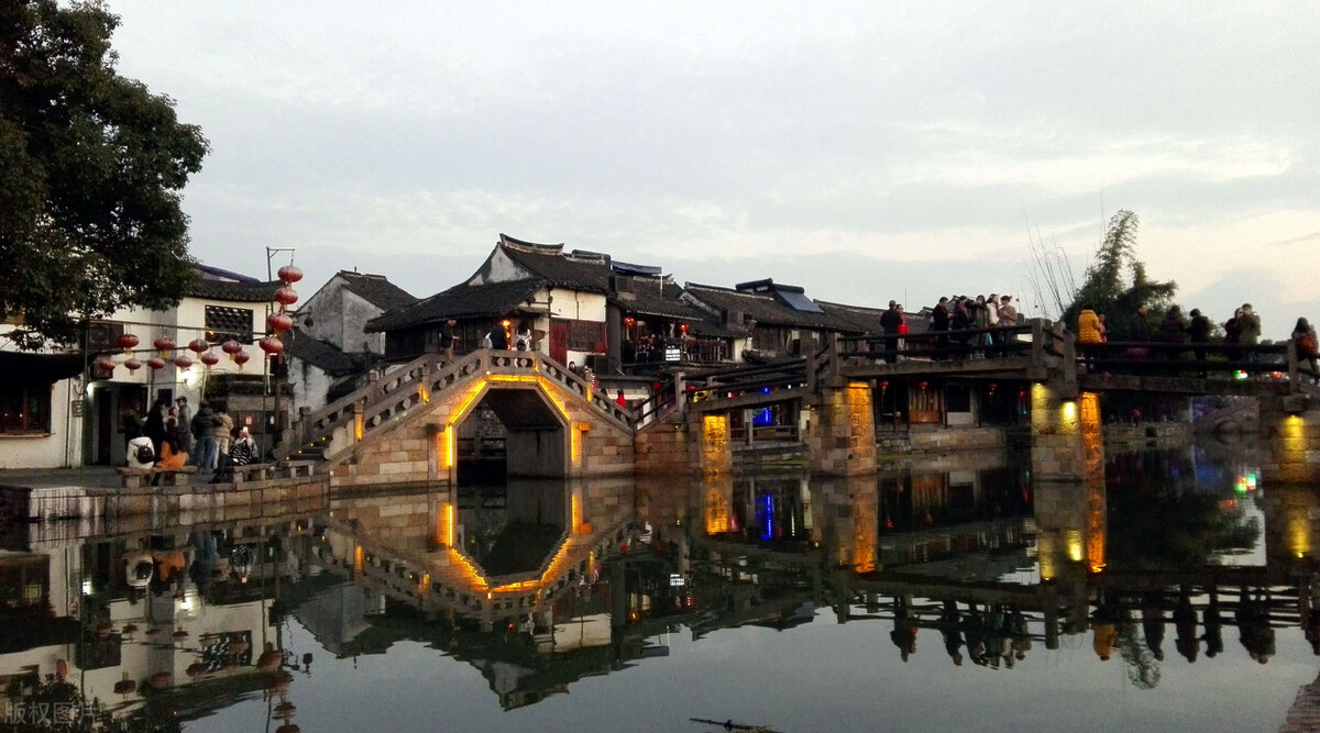 國內(nèi)景色最美的十大古鎮(zhèn)，景色絕倫，快來看看你都去過哪幾個(gè)？