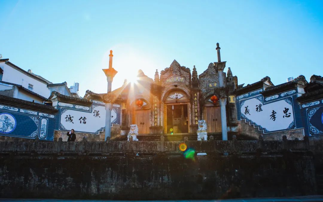 云南超適合私奔的10個古鎮(zhèn)，你想和誰一起去？