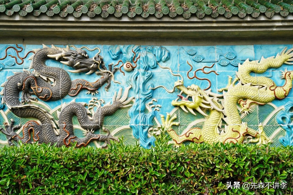 國內(nèi)有四座九龍壁，其中三座是傳世真品，而江蘇那座居然是高仿品