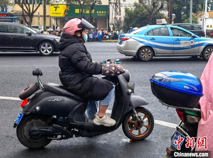 海南發(fā)布寒冷四級(jí)預(yù)警低溫天氣或?qū)⒊掷m(xù)一周