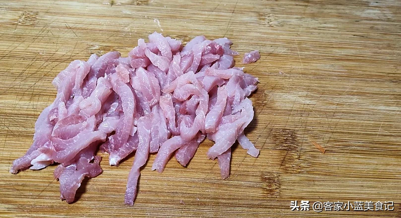 炒肉時，牢記5個技巧，不管炒什么肉也不會粘鍋，香嫩不柴又不腥