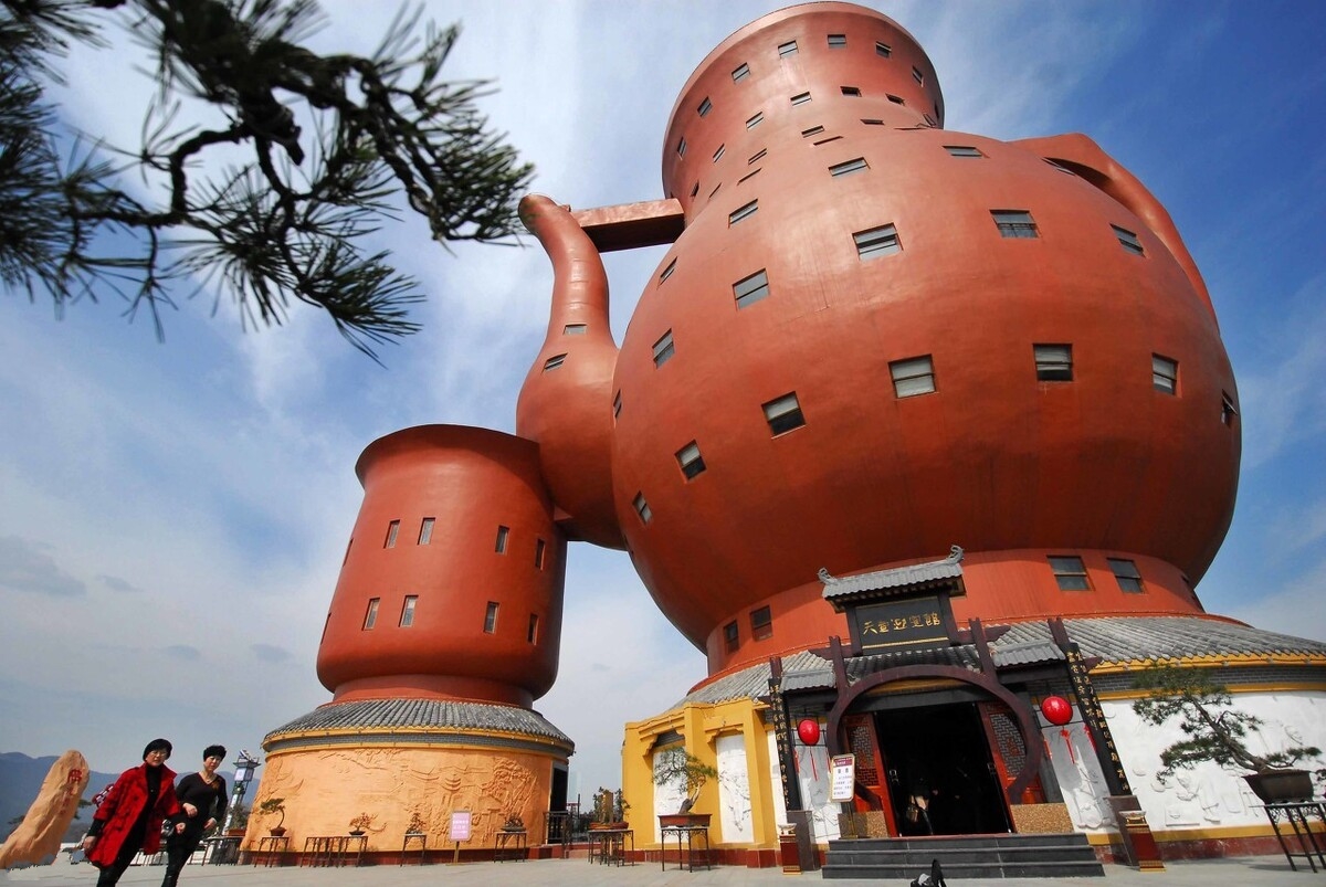 盤點(diǎn)國(guó)內(nèi)20座奇特建筑，貴州獨(dú)占4座，看完你還能想到哪？