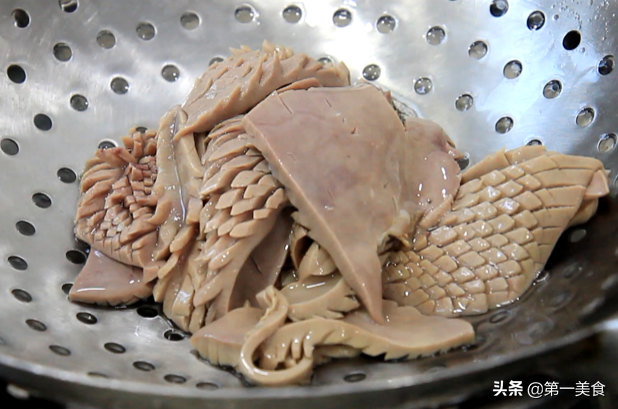 火爆腰花這樣做真香！3步全面去腥，口感鮮嫩脆爽，一盤不夠吃
