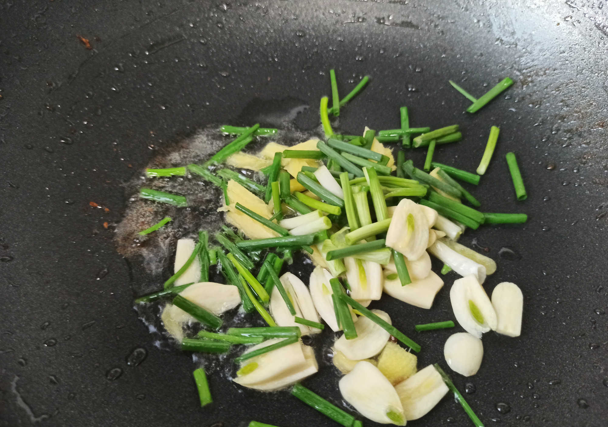 除夕夜年夜飯，教你6道家常小炒，香味撲鼻下飯，再也不愁炒啥了