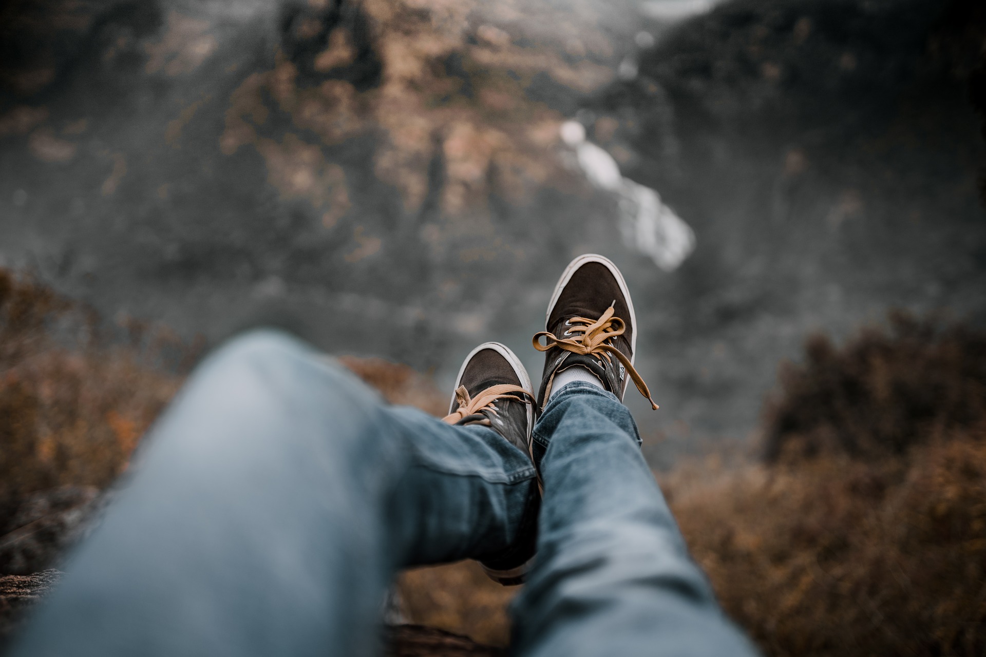 人到中年，如果能對(duì)以下幾件事保持冷靜，說(shuō)明你就真正成熟了