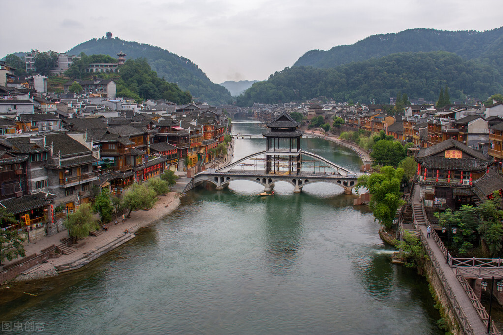 人間最美四月天，國(guó)內(nèi)初夏最美出游線路大推薦