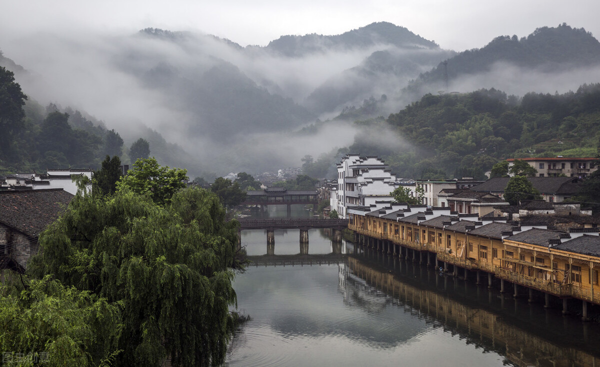 這四個(gè)國(guó)內(nèi)非常小眾的小古鎮(zhèn)，最適合一個(gè)人去發(fā)呆了