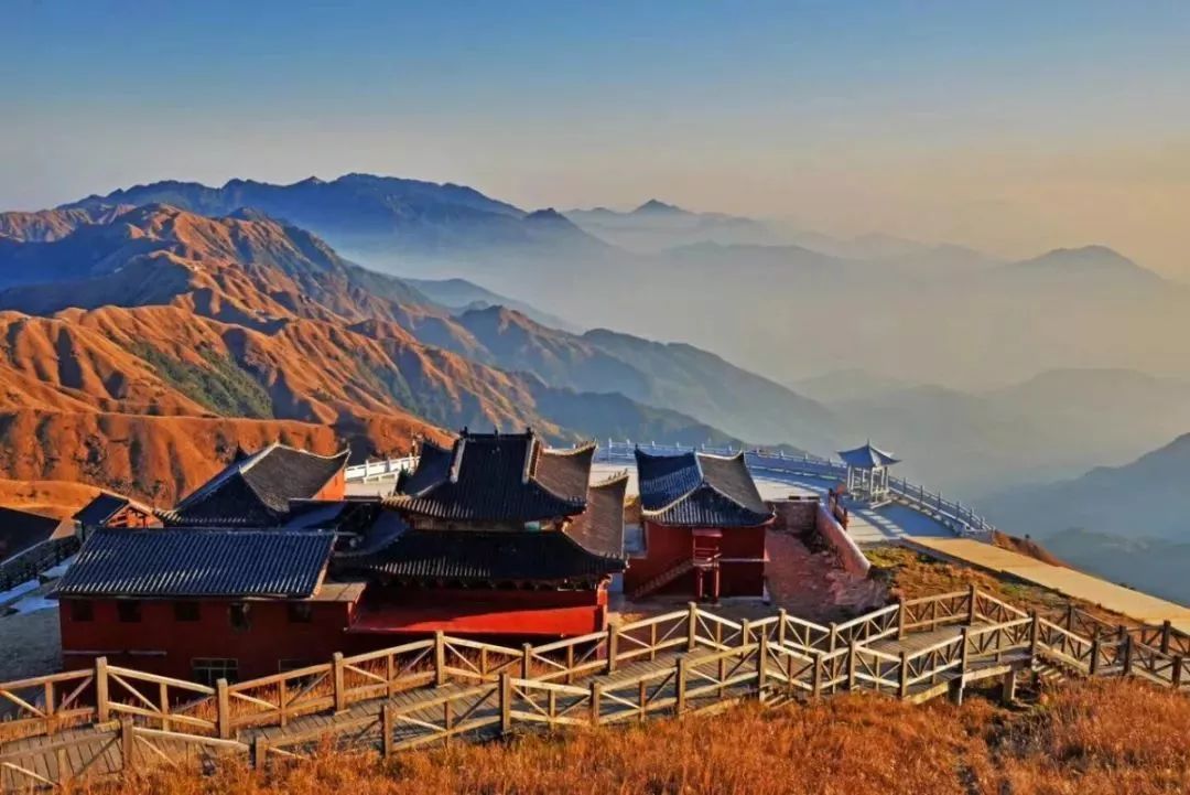 五一小長(zhǎng)假，江西值得一游的6座名山，你都去過(guò)哪幾座？