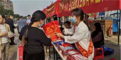 （標(biāo)題加上“廣西”字樣）龍州縣：多角度開展反邪教宣傳工作1049